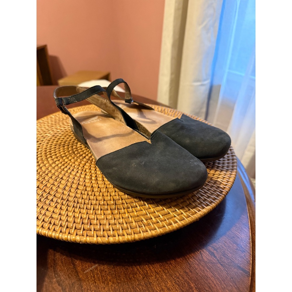 Dansko Black Nubuck Leather Closed Toe Ankle Strap Sandals Flats Womens 40 - Picture 4 of 8